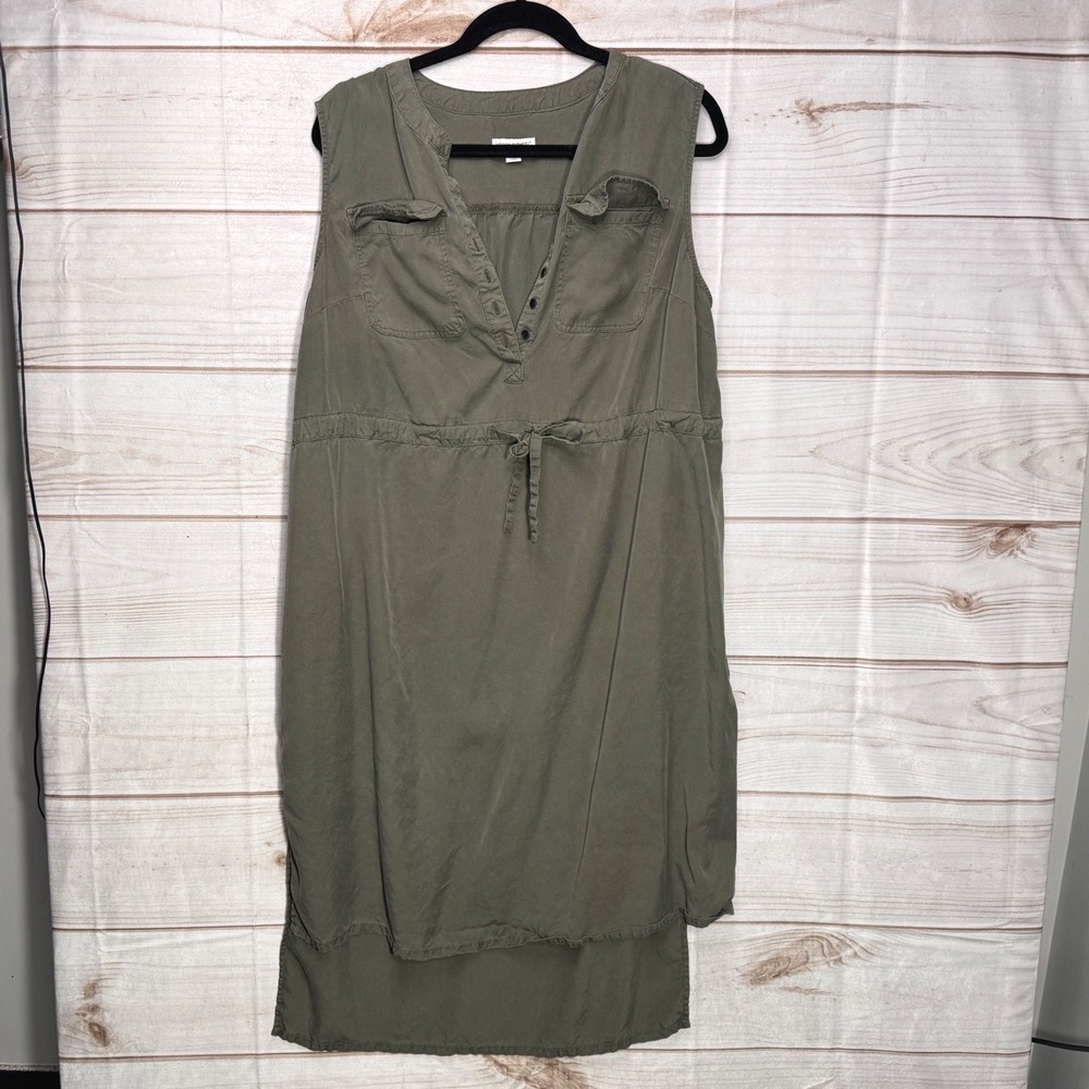 Liz Lange Olive Green Sleeveless Maternity Dress